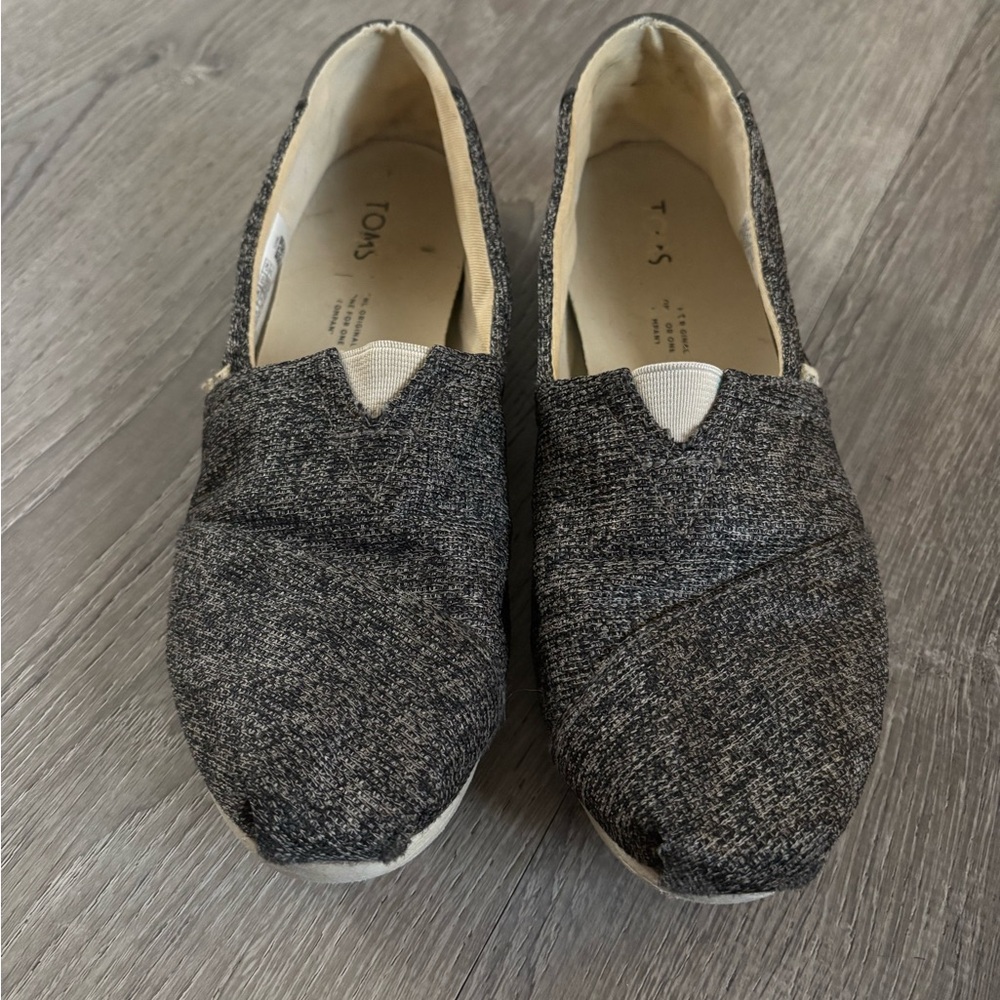 TOMS Women's Charcoal Loafers